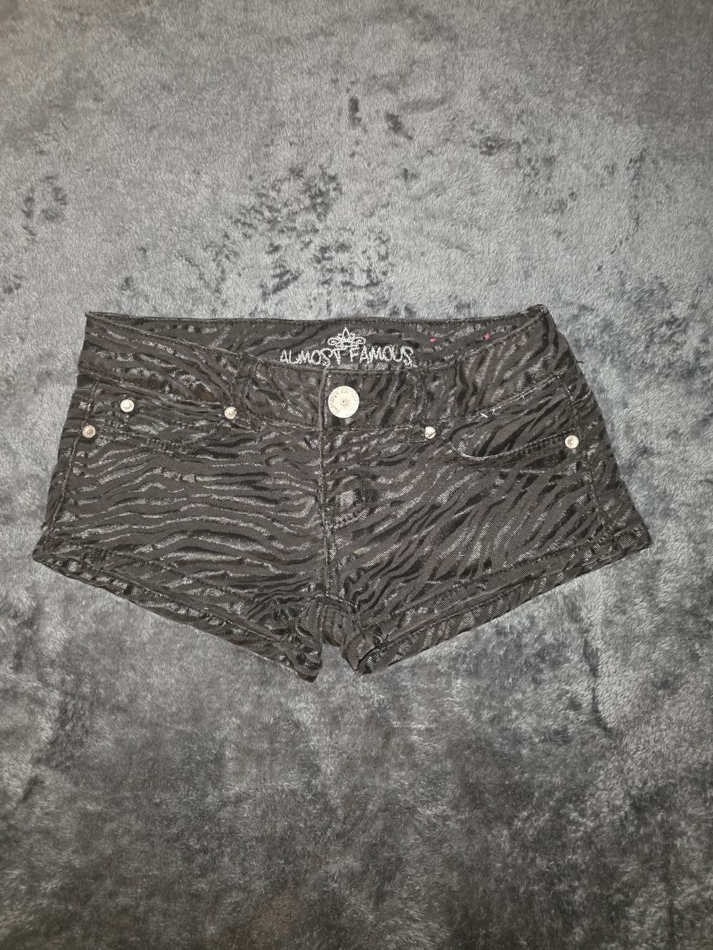 Almost Famous Black Zebra-Pattern Low-Rise Denim Shorts